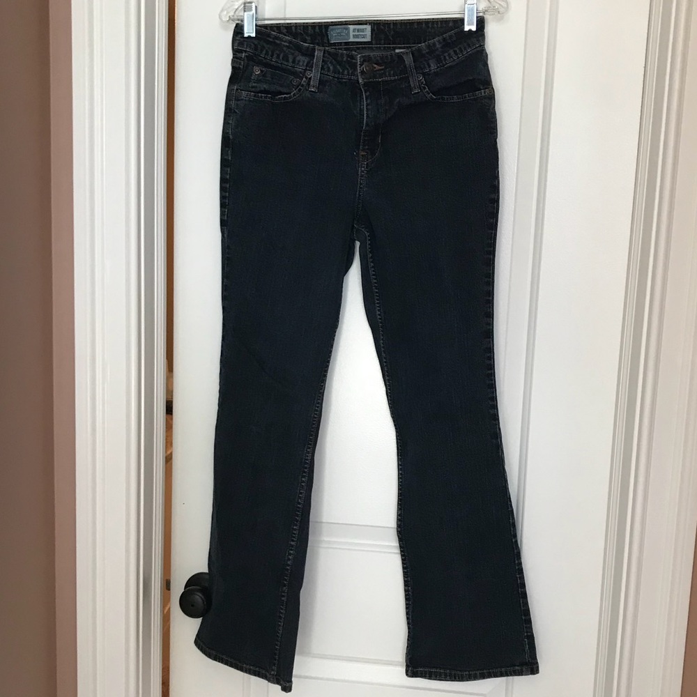 Signature Levi Straus at waist boot cut blue jeans